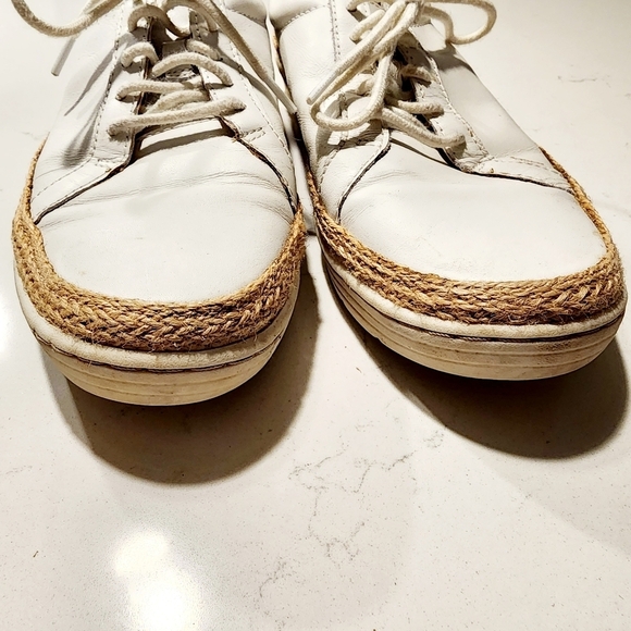 Clark's Collection White Leather Marie Mist Raffia Trim Sneakers Women's 8 EUC - Picture 3 of 9